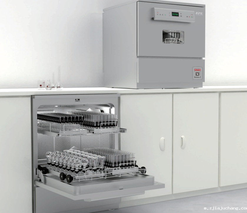 使用全自动实验室菲尔特华体会时，怎样放置待清洗器皿？