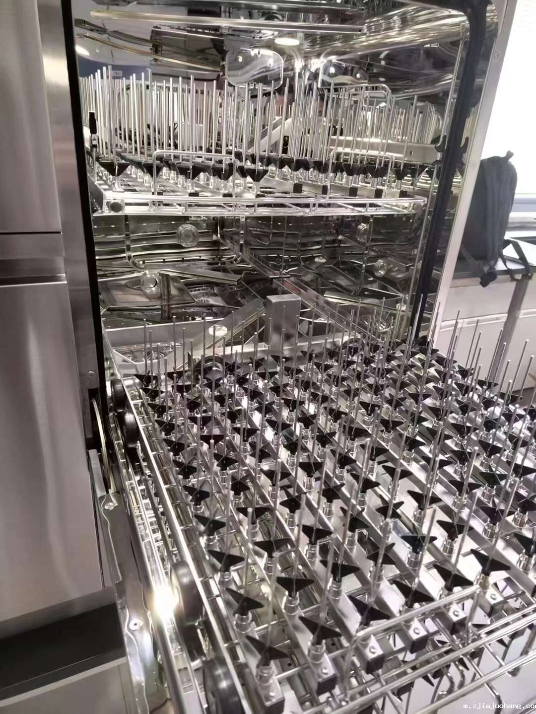 化工企业喜瓶者菲尔特华体会使用采访